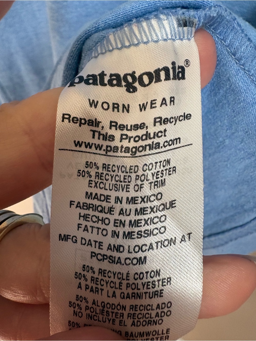 Patagonia Long Sleeve Medium Weight Long Sleeve T-Shirt Blue Size Small - Picture 6 of 6